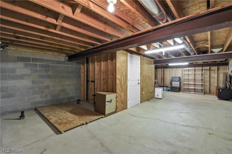 24 Nantucket Row Rocky River OH 44116