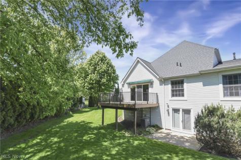 24 Nantucket Row Rocky River OH 44116