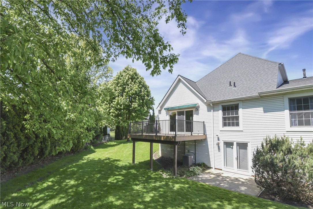 24 Nantucket Row Rocky River OH 44116