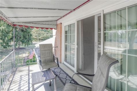 1653 Greenway Road SE North Canton OH 44709