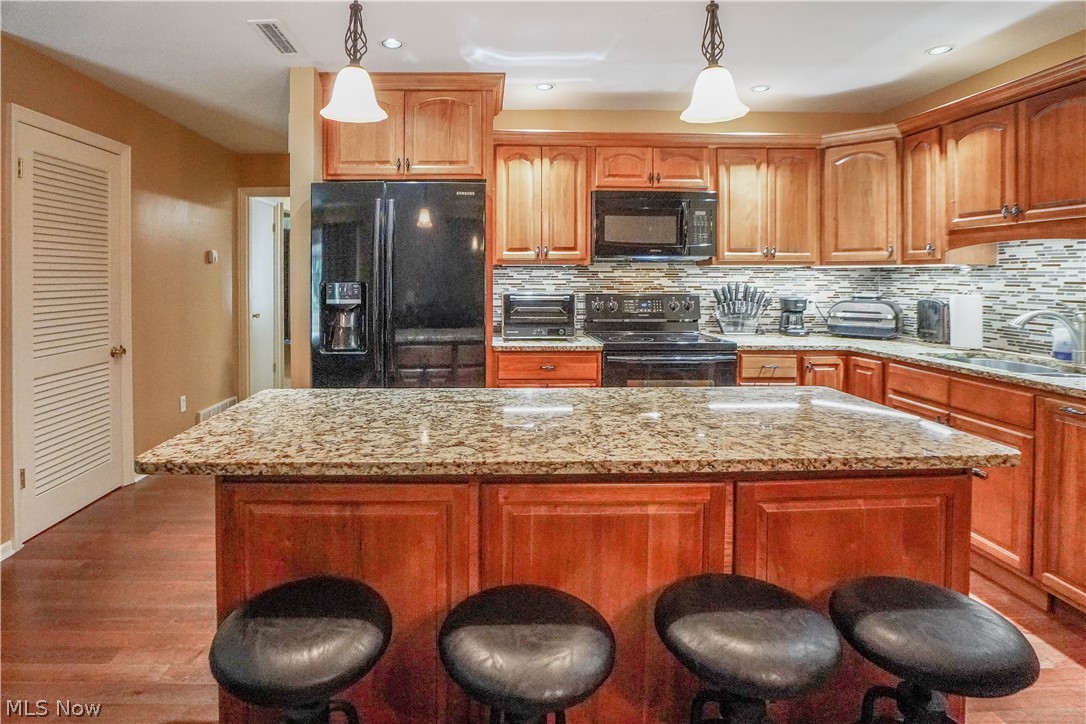 1653 Greenway Road SE North Canton OH 44709