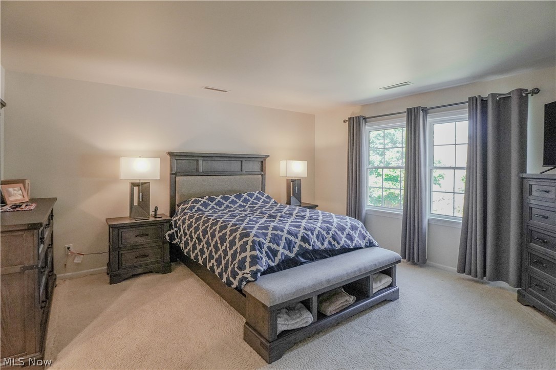 1653 Greenway Road SE North Canton OH 44709
