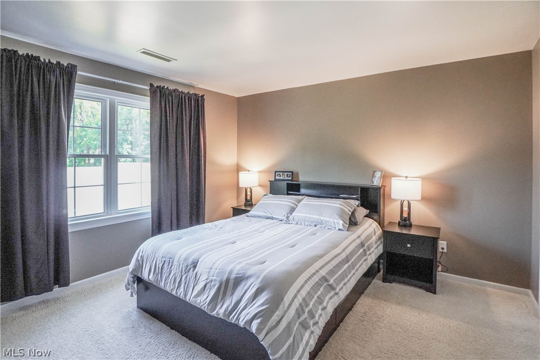 1653 Greenway Road SE North Canton OH 44709
