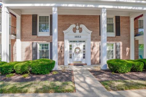 1653 Greenway Road SE North Canton OH 44709
