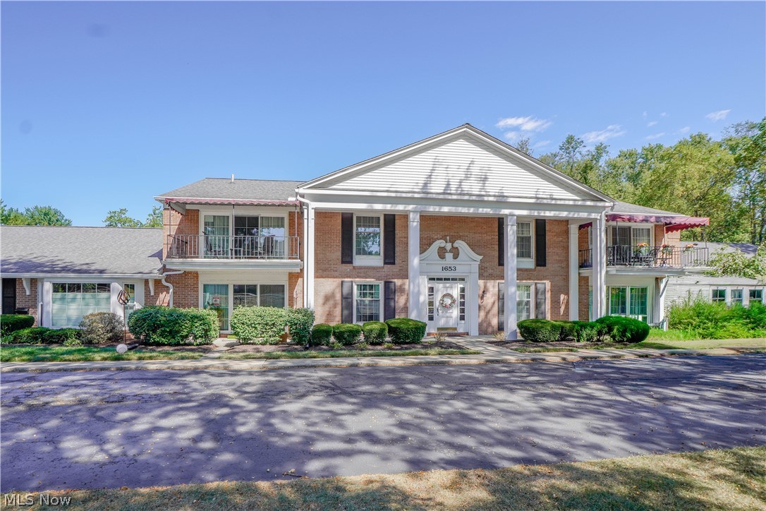 1653 Greenway Road SE North Canton OH 44709