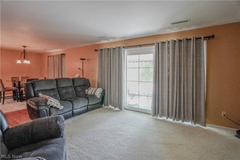 1653 Greenway Road SE North Canton OH 44709