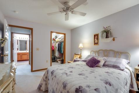 1055 Scottwood Place NE Massillon OH 44646