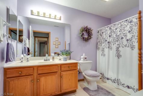 1055 Scottwood Place NE Massillon OH 44646