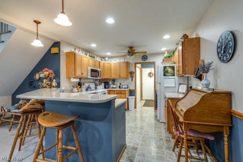 1055 Scottwood Place NE Massillon OH 44646