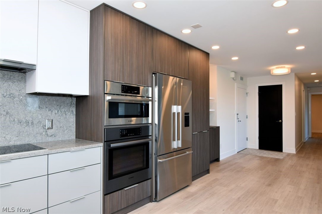 1 Bratenahl Place Bratenahl OH 44108