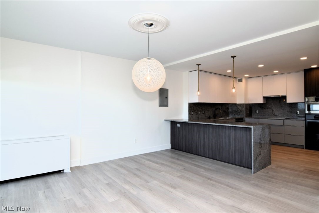 1 Bratenahl Place Bratenahl OH 44108