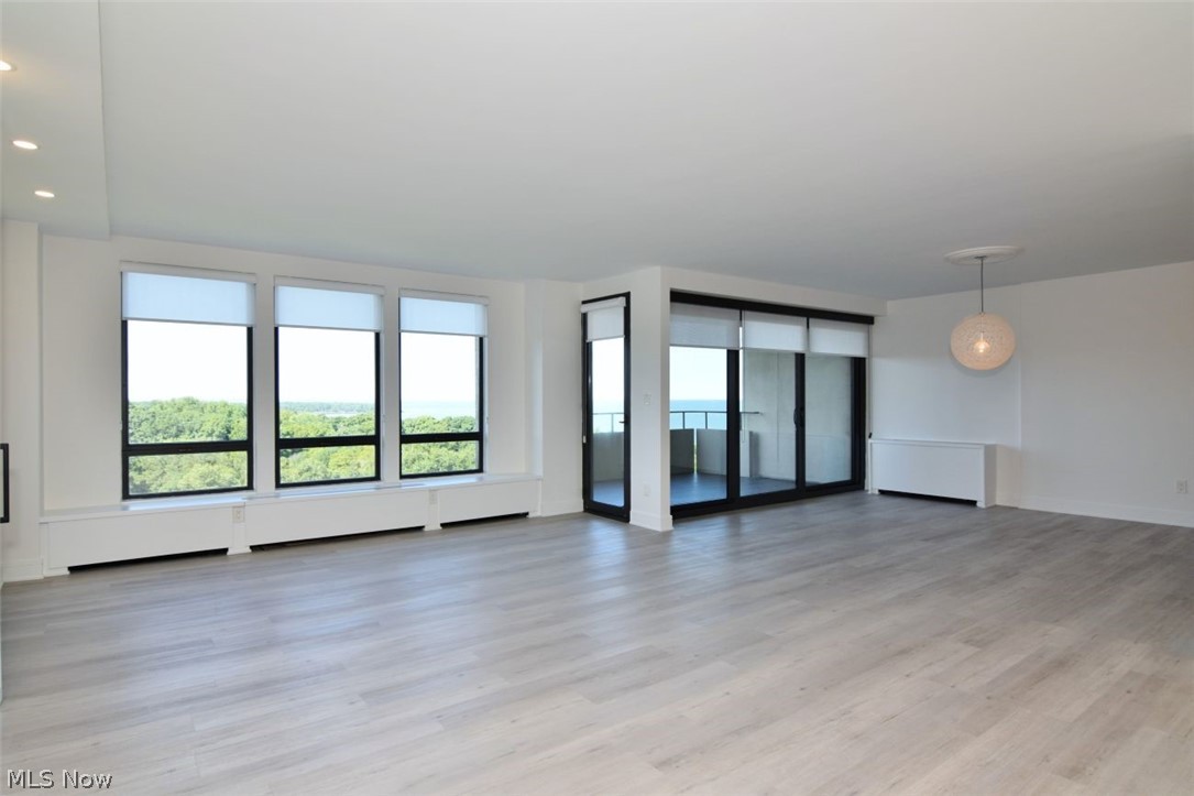 1 Bratenahl Place Bratenahl OH 44108