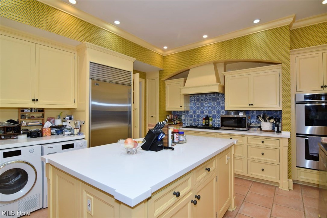 13515 Shaker Boulevard Cleveland OH 44120