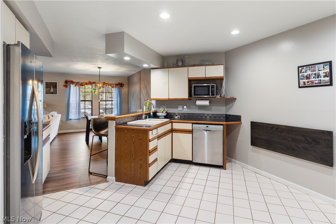 3871 Northwoods Court NE Howland OH 44483