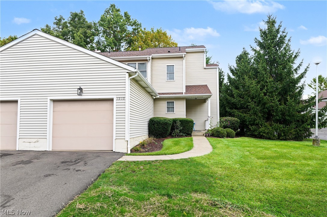 1910 Lillian Road Stow OH 44224