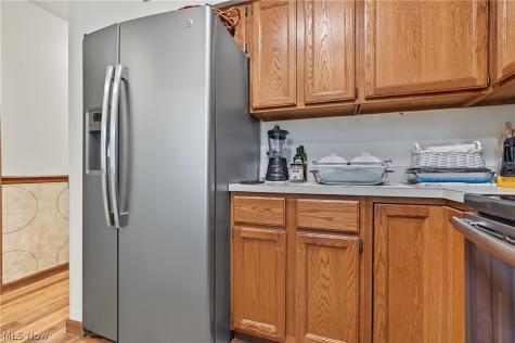1910 Lillian Road Stow OH 44224