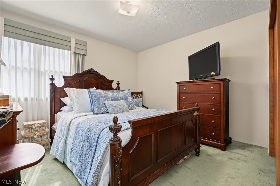 1910 Lillian Road Stow OH 44224