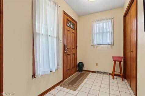 1910 Lillian Road Stow OH 44224
