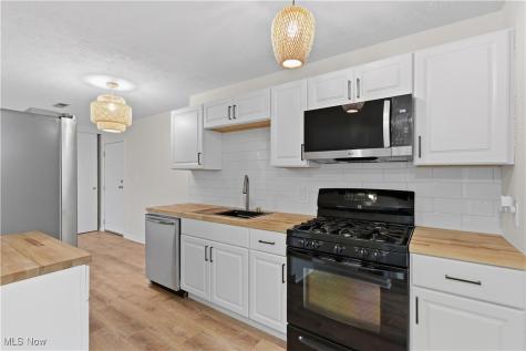 25735 Lorain Road North Olmsted OH 44070