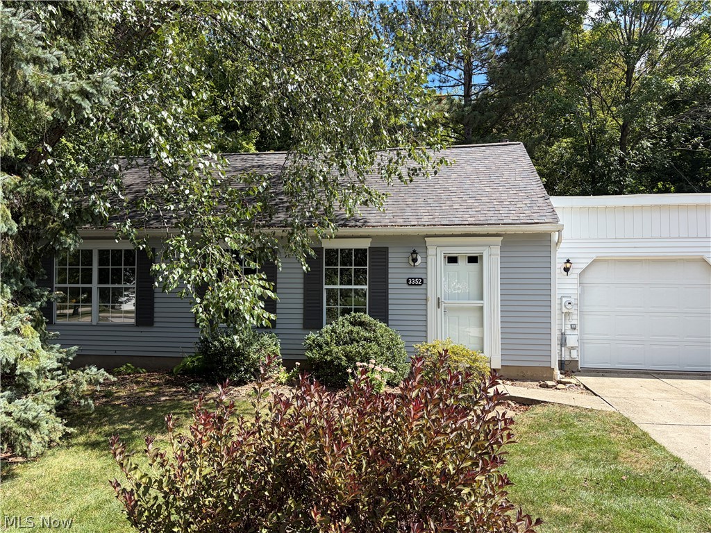 3352 Brookside Lane Cuyahoga Falls OH 44223