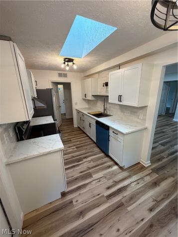 3352 Brookside Lane Cuyahoga Falls OH 44223