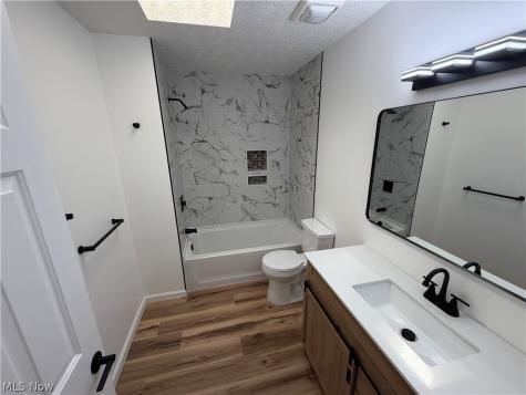 3352 Brookside Lane Cuyahoga Falls OH 44223