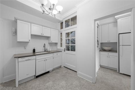 13605 Shaker Boulevard Cleveland OH 44120