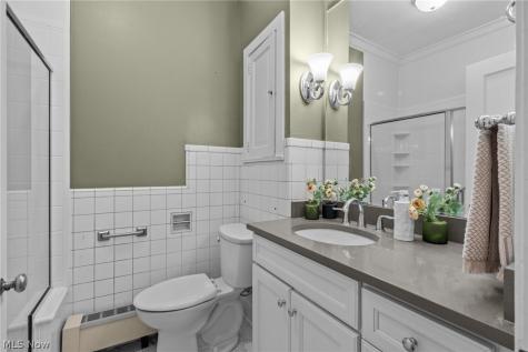 13605 Shaker Boulevard Cleveland OH 44120