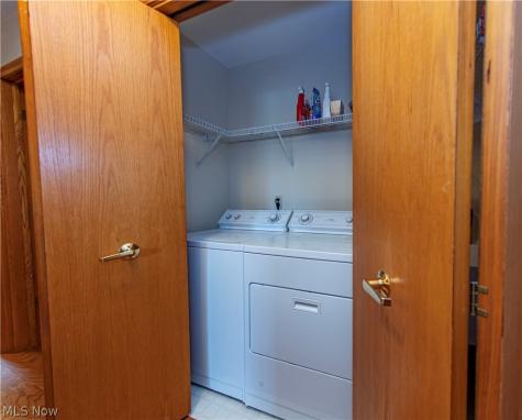 952 Rosemarie Circle Wadsworth OH 44281