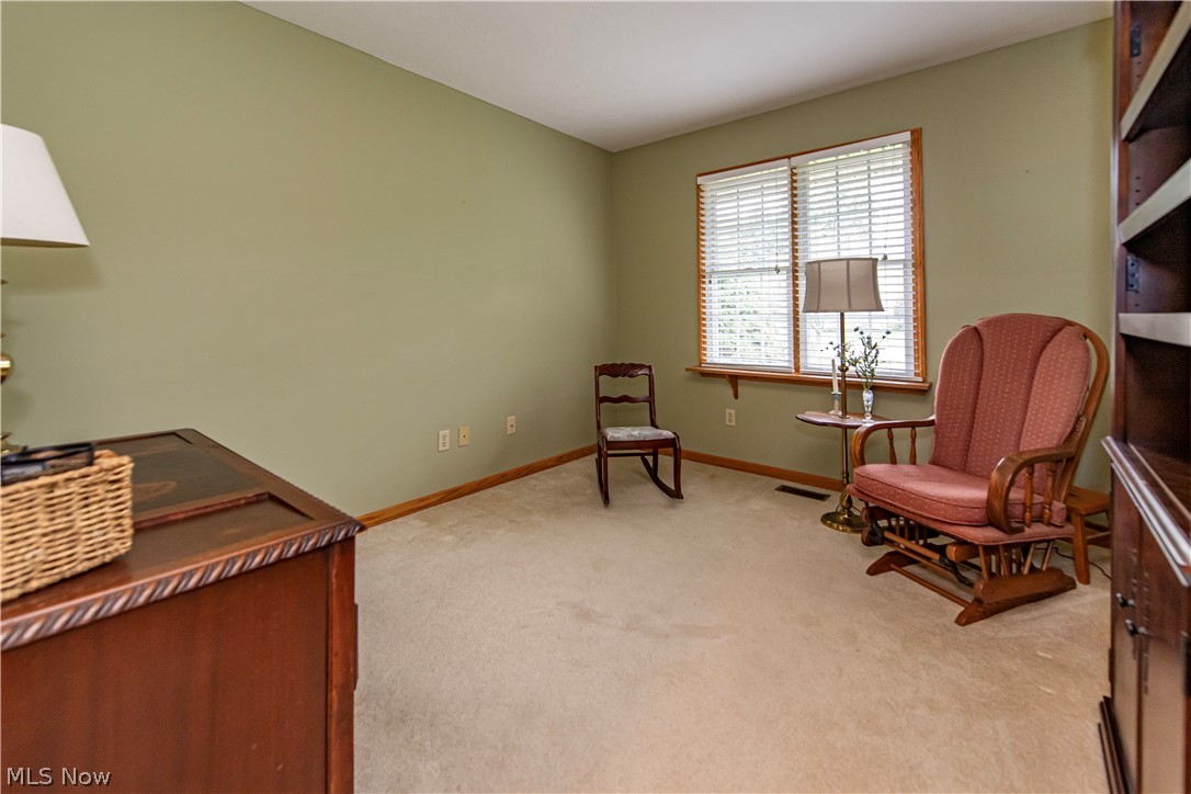 952 Rosemarie Circle Wadsworth OH 44281