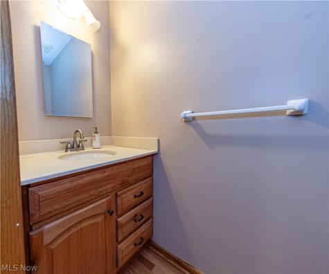 952 Rosemarie Circle Wadsworth OH 44281