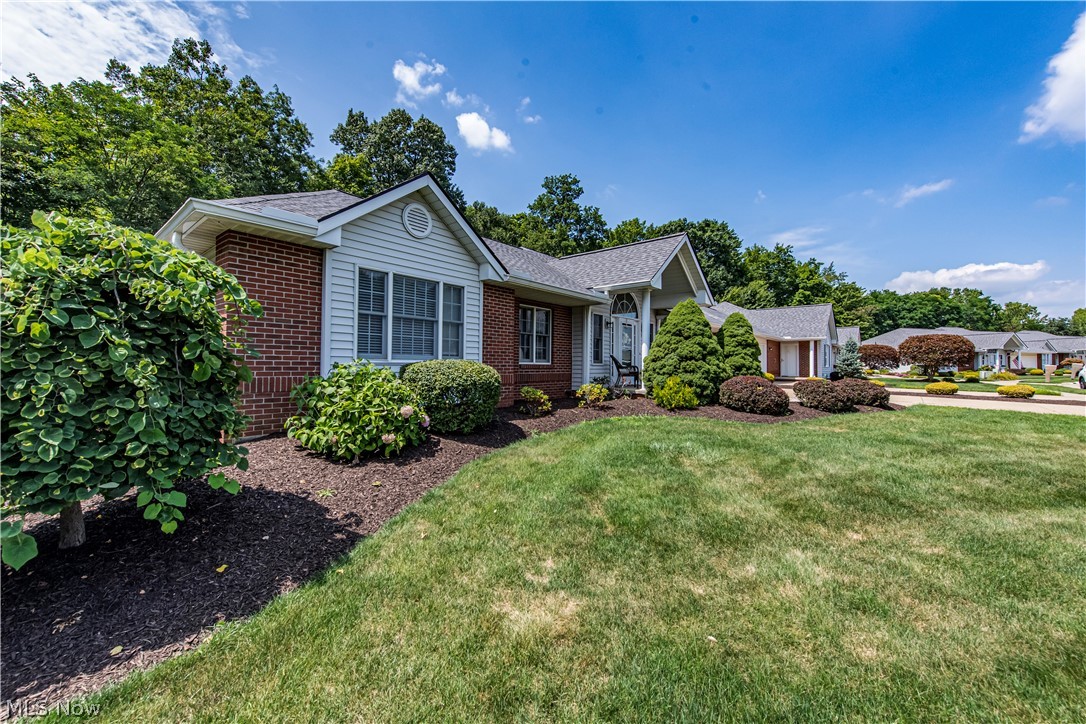 952 Rosemarie Circle Wadsworth OH 44281