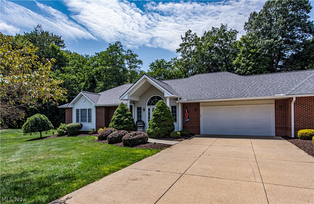 952 Rosemarie Circle Wadsworth OH 44281