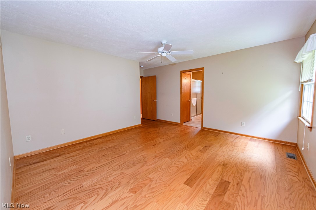 952 Rosemarie Circle Wadsworth OH 44281