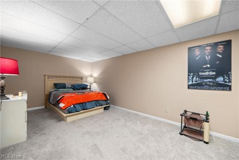 875 Hampton Circle Aurora OH 44202