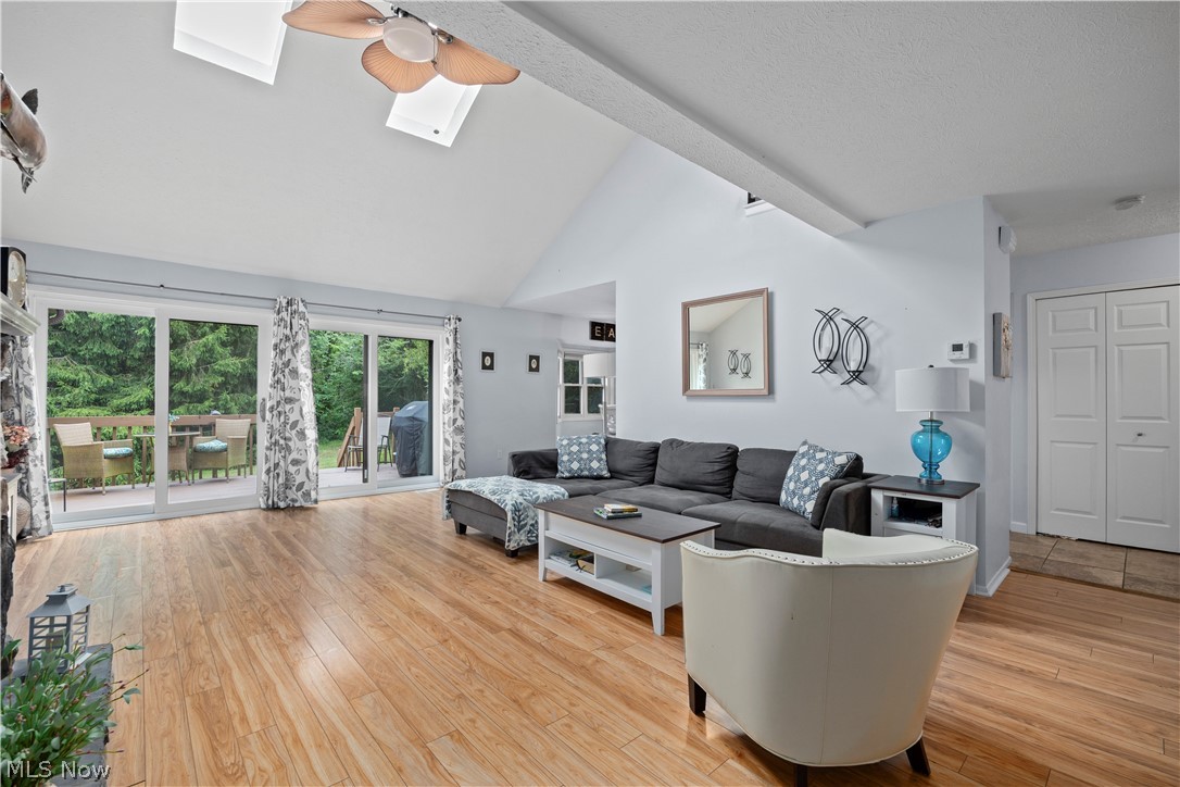 875 Hampton Circle Aurora OH 44202