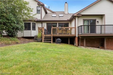 875 Hampton Circle Aurora OH 44202