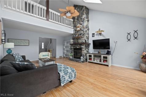 875 Hampton Circle Aurora OH 44202