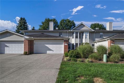 19311 Bradford Court Strongsville OH 44149