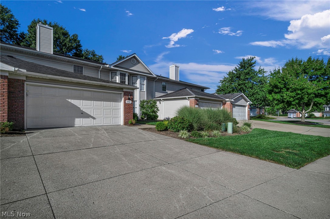 19311 Bradford Court Strongsville OH 44149
