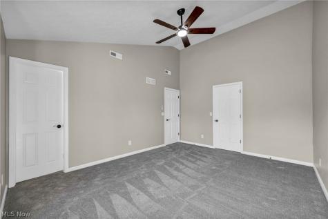 19311 Bradford Court Strongsville OH 44149