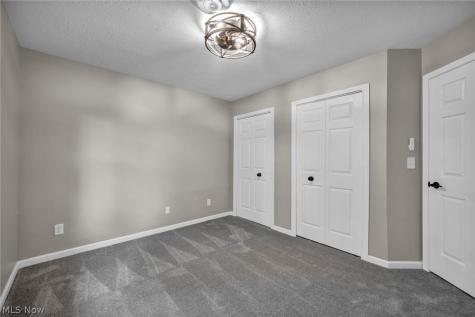 19311 Bradford Court Strongsville OH 44149
