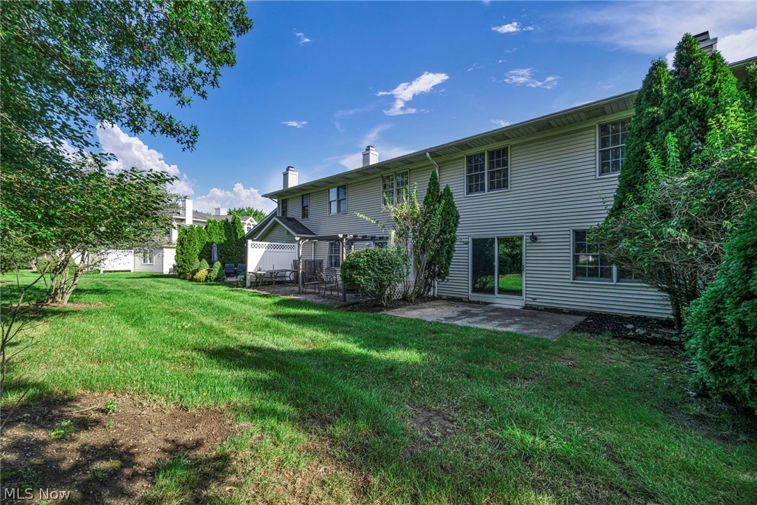 19311 Bradford Court Strongsville OH 44149