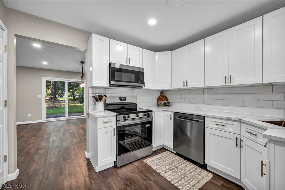 19311 Bradford Court Strongsville OH 44149