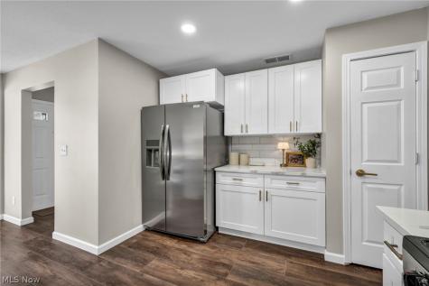 19311 Bradford Court Strongsville OH 44149