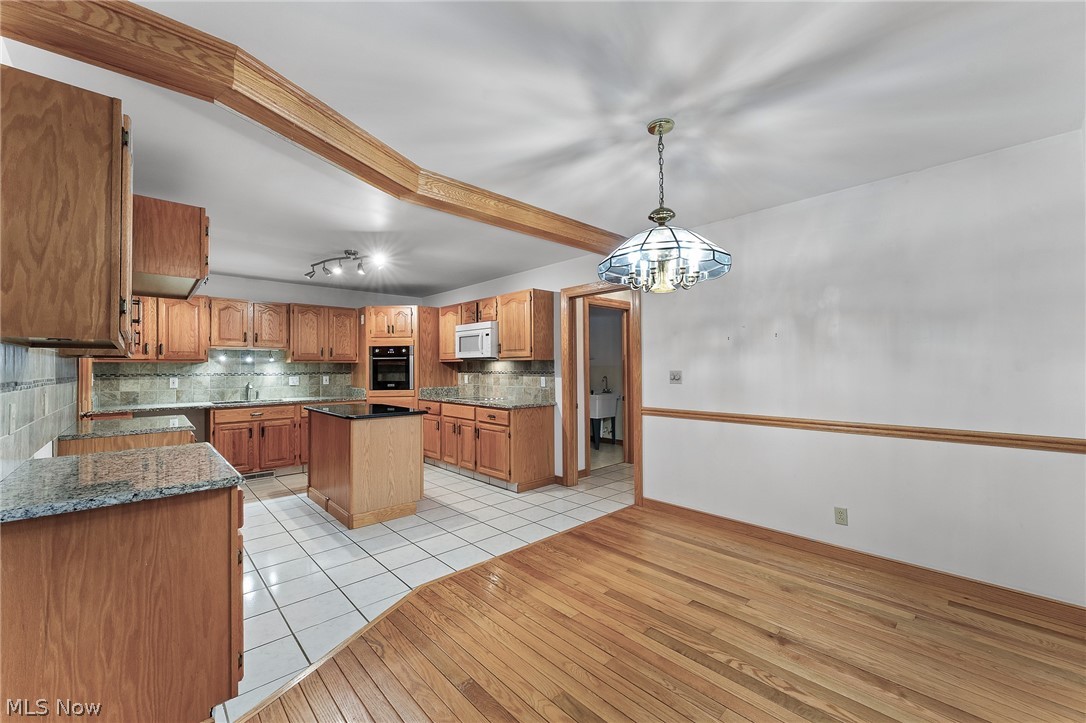 594 Shadydale Drive Canfield OH 44406