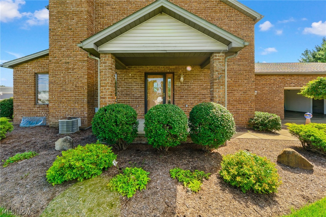 594 Shadydale Drive Canfield OH 44406