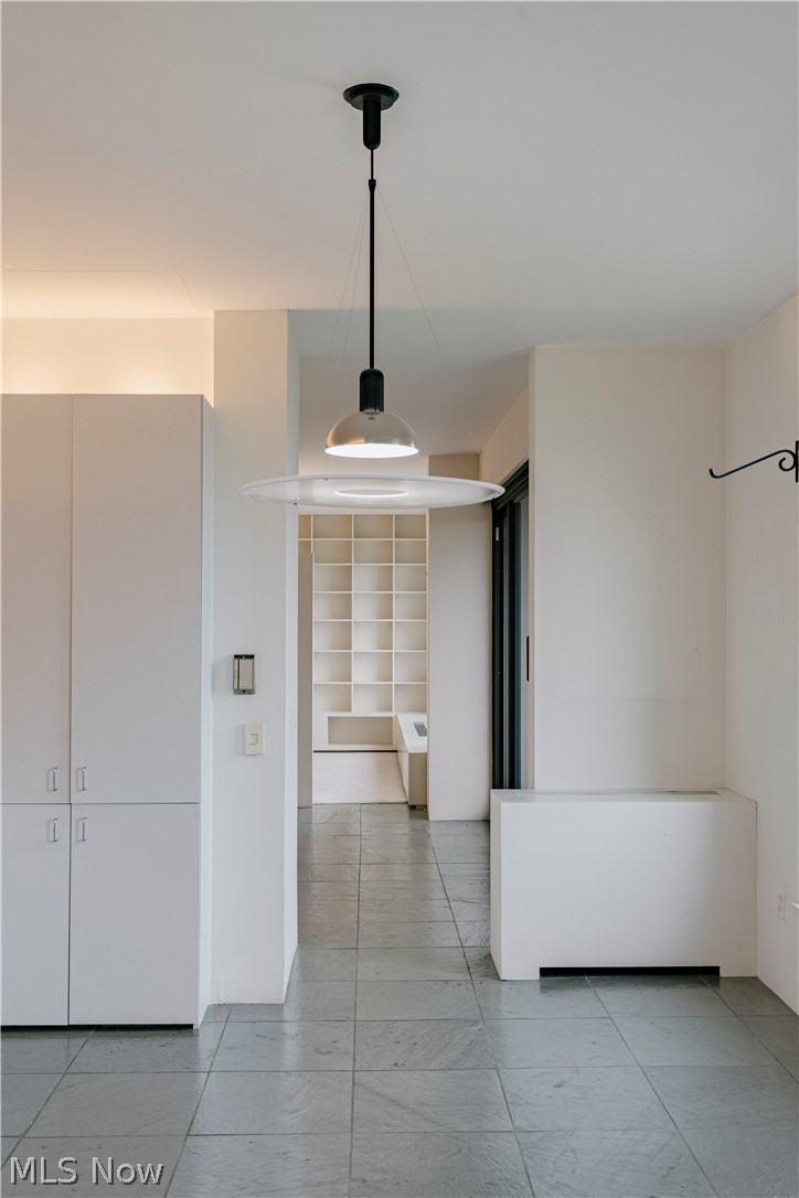 2 Bratenahl Place Bratenahl OH 44108