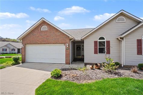 1484 Waters Edge Drive Akron OH 44313