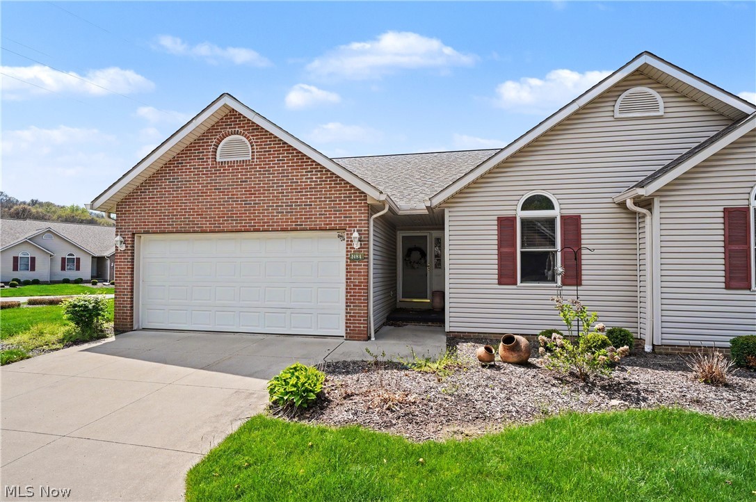 1484 Waters Edge Drive Akron OH 44313